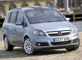 Автомобиль Opel Astra family: семья будет довольна